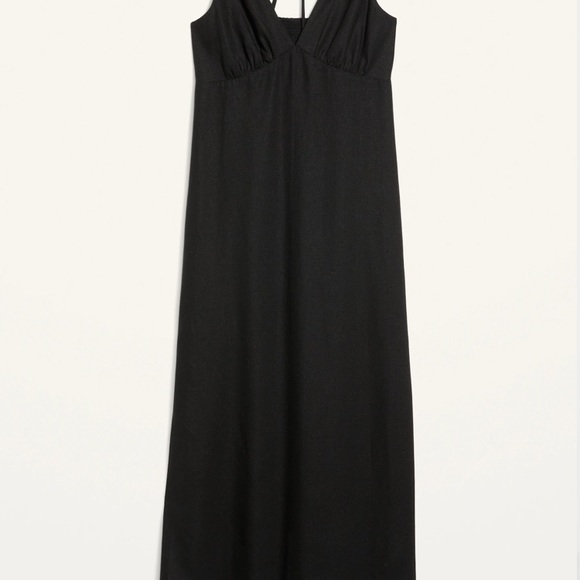 Sleeveless V-Neck Tie-Back Smocked Maxi Shift Dress - Picture 4 of 8